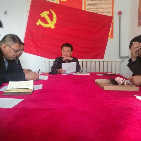 “扶贫攻坚，学校安全，教育教学”齐抓共管