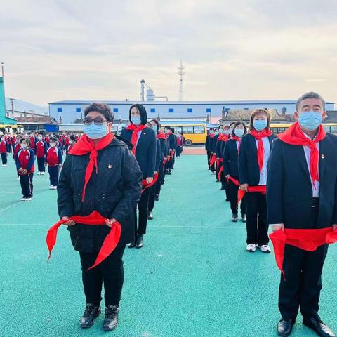 喜迎党的二十大 争做好队员——旺起中心校庆祝建队73周年暨新队员入队仪式