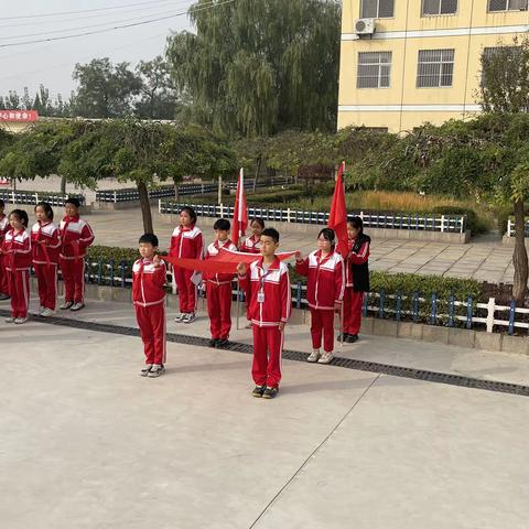 红领巾，我为你自豪——洇溜镇敦庄子中心小学入队仪式