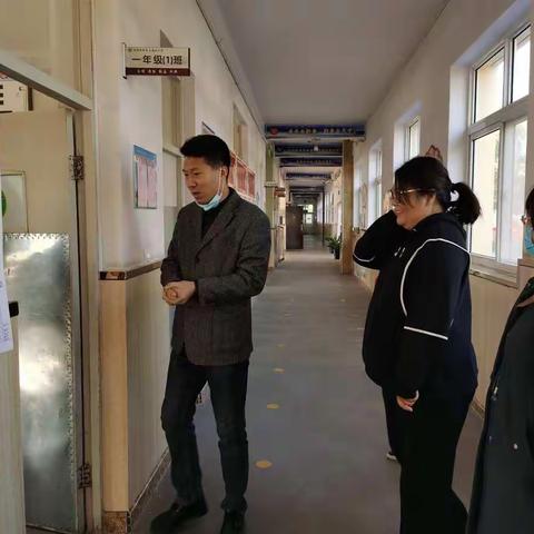 卫生护航  “境”润童心——洇溜镇敦庄子中心小学班级卫生互比互看活动