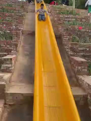 孩子的世界，快乐很简单