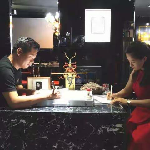 信望爱社工&曹小曹工作室战略合作签约！