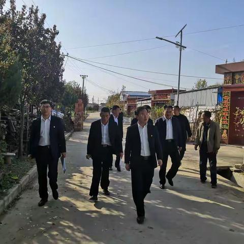 延长联社班子成员深入佛光村开展包扶工作