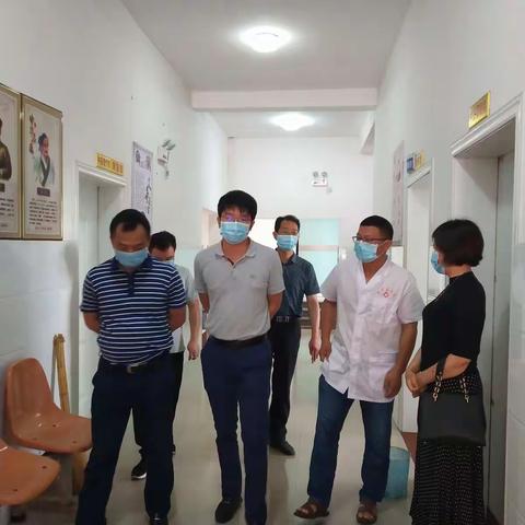 万国辉同志深入乡镇卫生院开展调研