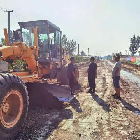 强力推进农村公路建设