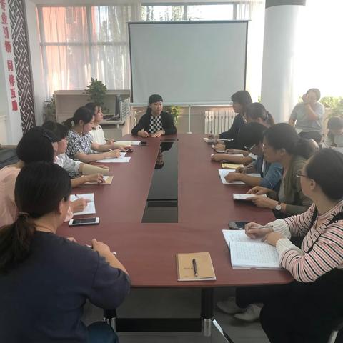 桥西区清河路小学“清青培优”青年教师系列培训活动