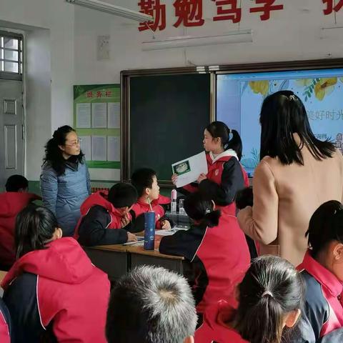 长治市屯留区青少年活动中心送心理健康课活动——————上村中学站