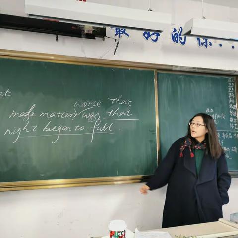 不忘初心，砥砺前行——英语组举行集体教研活动