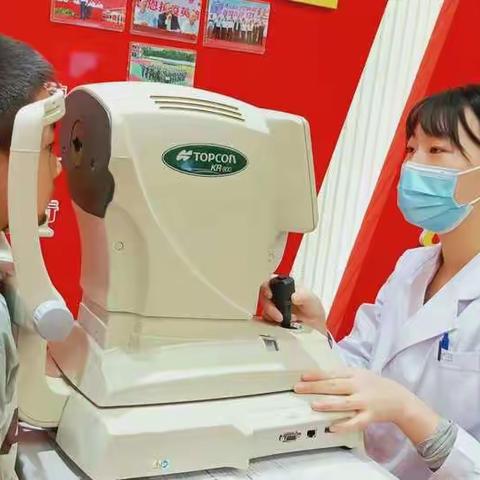 “爱护眼睛，从小做起”——天水市罗玉中学携手爱尔眼科医院开展预防儿童青少年近视健康教育活动