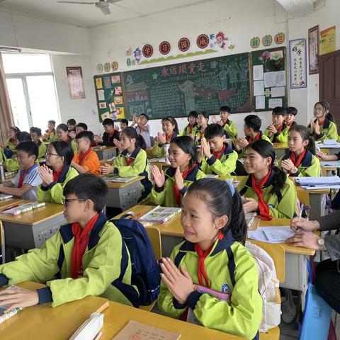八仙过海 各显神通——记麻岗镇中心小学英语教学能力大比武活动