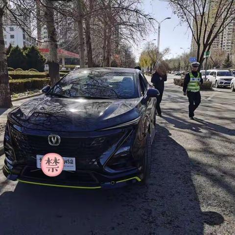 冒充新车躲避限行 难逃交警火眼金睛