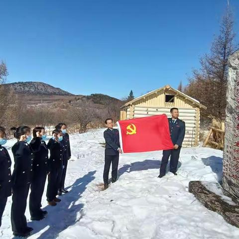 金林区税务局：打卡红色基地   汲取奋进力量