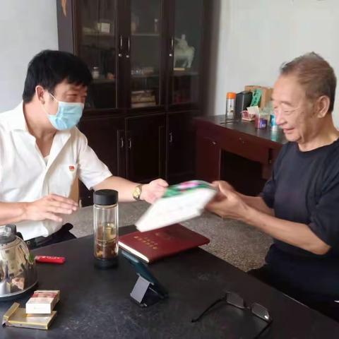 [为民办实事]府前离退休干部党支部之“送学上门”