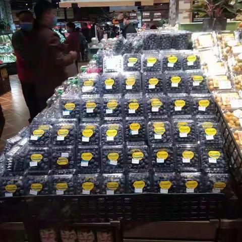 10月14日超市两店巡场落实整改（蔬果课）