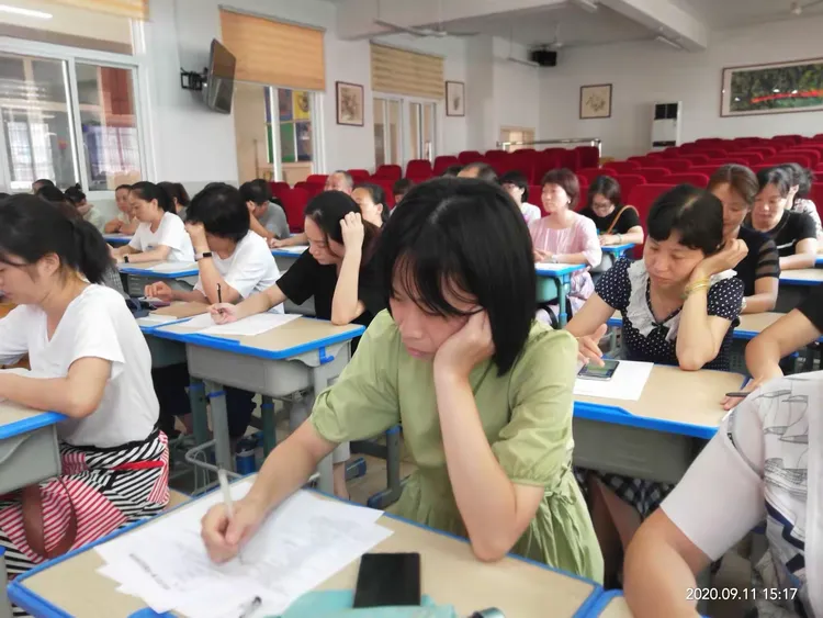 福鼎桐南小学召开2020年秋期初班主任安全工作培训会