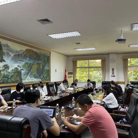 龙华区民政局召开“能力提升建设年”第九期专题学习会