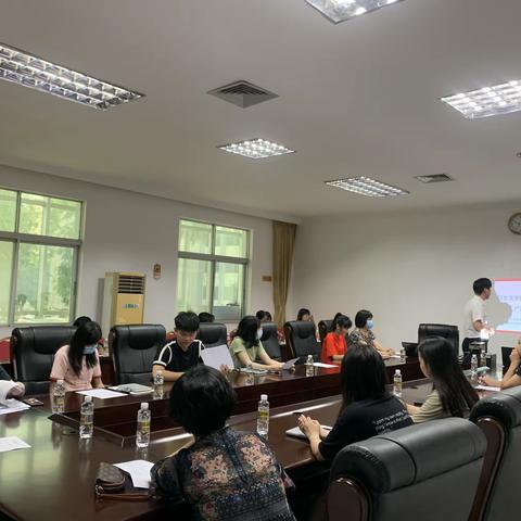 龙华区民政局召开“能力提升建设年”第五期专题学习会