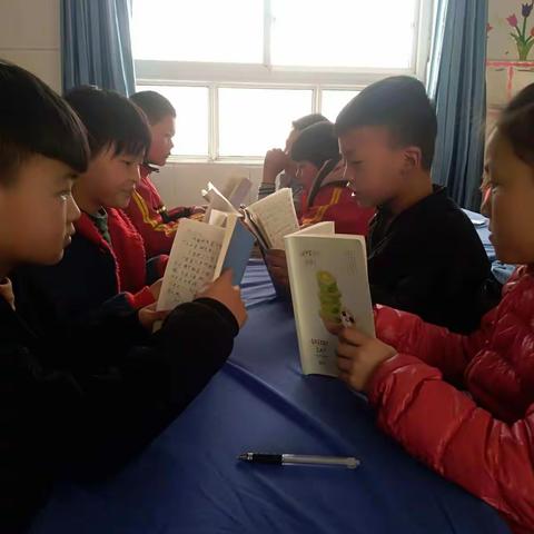 慧霖实验小学三年级（3）班春新学期第七次读书分享活动，书香校园，爱阅读乐分享！！