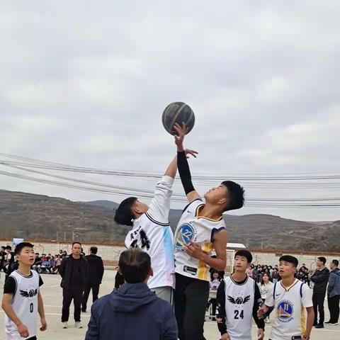 “篮”不住的少年，“燃”不尽的激情澎湃——永坪镇初级中学篮球运动会侧记