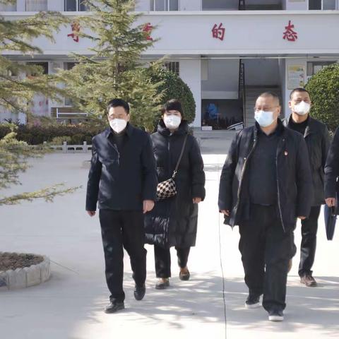 教育局周永平一行检查永坪镇初级中学复学准备情况