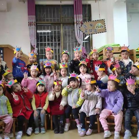 优阳一柯幼儿园彩虹🌈A班3月份精彩回顾～