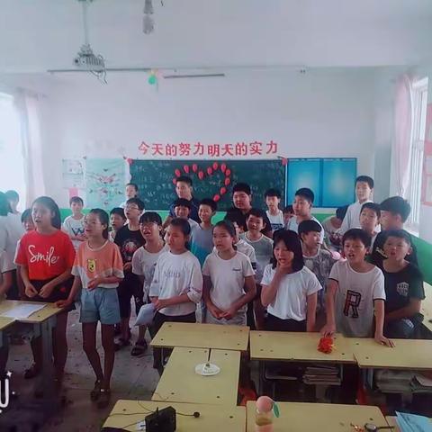 回眸感恩     笃定前行（院堡中心小学毕业季）