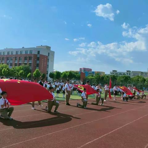 “喜迎二十大·争做好队员”—中国少年先锋队滨州市沾化区第一实验小学少工委2021级建队暨分批入队仪式活动纪实