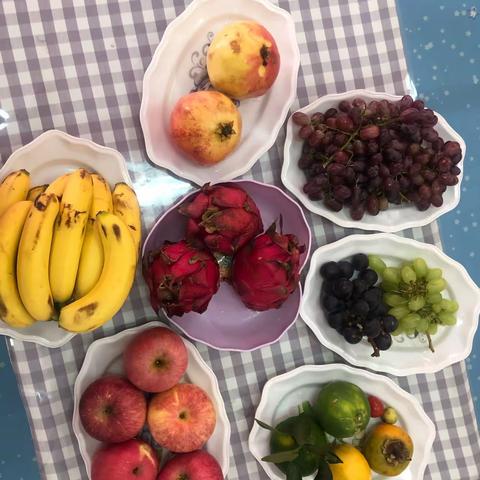 《美丽的秋天》早教2班10月份美篇