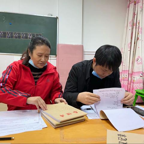 “检查促提升·规范保发展” ——英才幼儿园月查活动