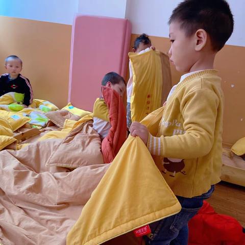 我的小手真能干——中二班主题活动