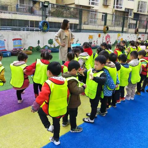 “我运动，我健康”英才幼儿园快乐体智能