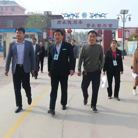 开展督导检查，促进学校发展——第一实验中学赴柴胡店督导检查