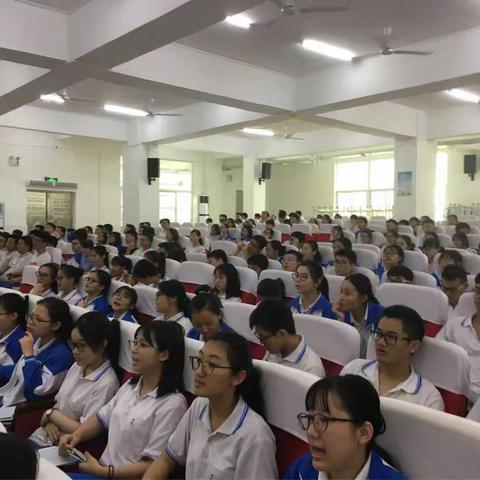 “学生有信心了，想考好了，这个学校就赢了”——厅直属中学英语学科工作室A工作室高三英语备考研讨活动