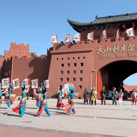 新疆游——托木尔景区、温宿大峡谷