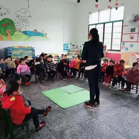 水隘幼儿园小班安全教育_防拐防骗自救技能教育