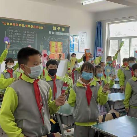 六道河中学教育集团举行“温情五月，献礼母亲节”活动