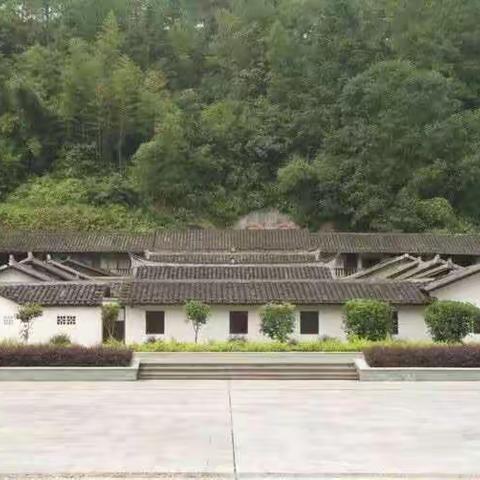 寻访红色足迹  感知“党”的魅力