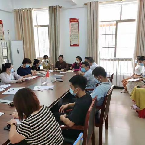 2022—2023学年度第一学期广坝农场中心学校八、九年级第二次中考备考会议纪实