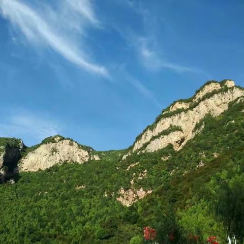 灵石红崖大峡谷