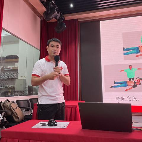 学习救护知识  呵护生命成长       ——记琼海市红十字会应急救护培训走进琼海市职专