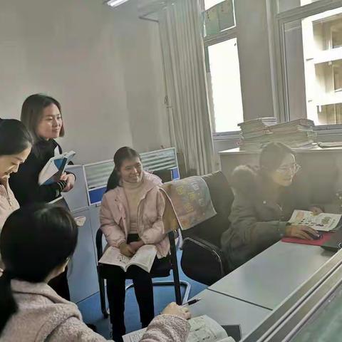 “搭出课堂，配出精彩”濮阳县第四实验小学二年级数学组教研活动