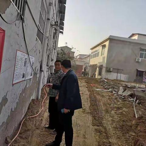 巡查在建工地，做好扬尘防控