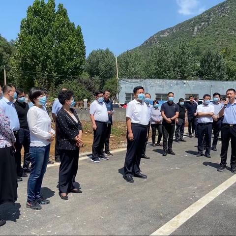 巩义市上半年重点项目观摩团到夹津口镇观摩指导工作