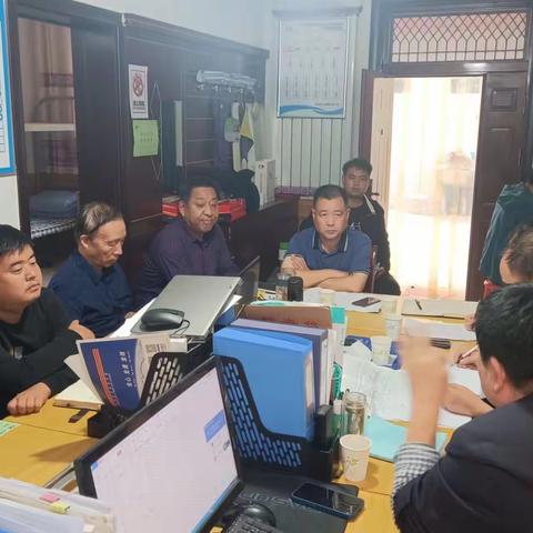 区交通运输局邀请技术专家深入讨论S104光芒至大众段新改建工程戒毒所段深填方施工方案