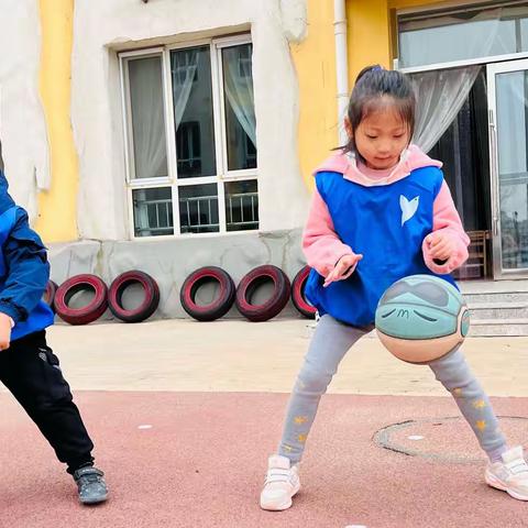 幼小衔接系列主题活动二“趣味拍球”