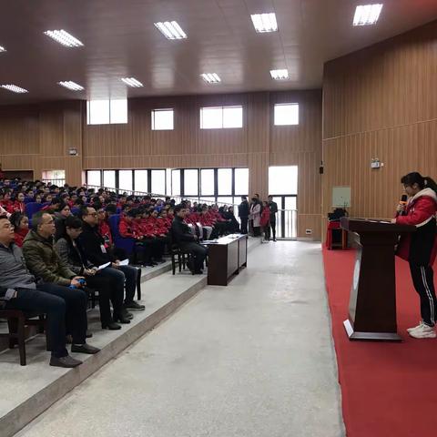 “德美浸人心，感动前中情”——前茅中学第六周晨会上的德育故事分享