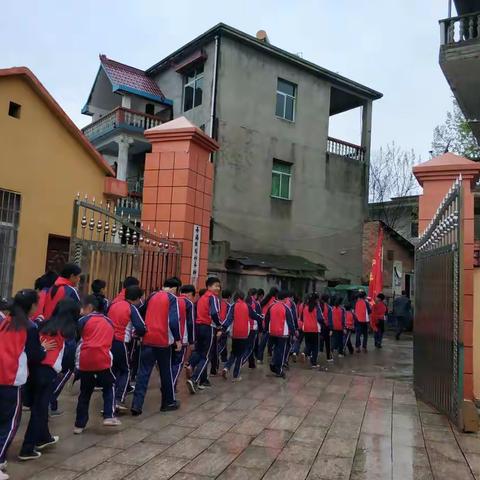 年年清明节，岁岁祭英魂－－舒埠小学清明节主题教育活动