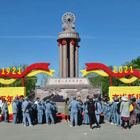 “庆五一”沂蒙红色影视基地古城好戏连台