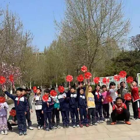 北苑二年四班三月班费明细