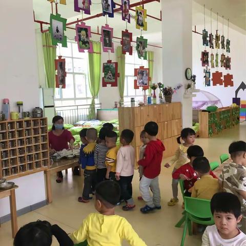 保教结合，教养并重  儋州市第一幼儿园小班进餐环节常规培养交流活动